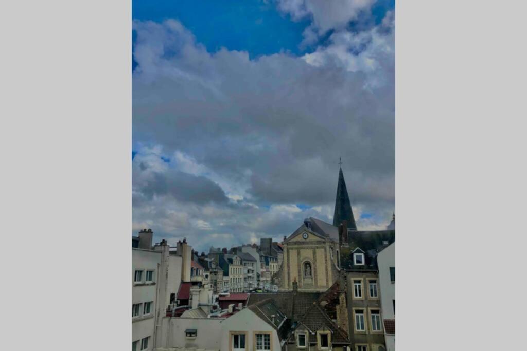 Au Coeur Du Marche Apartment Boulogne-sur-Mer Exterior foto